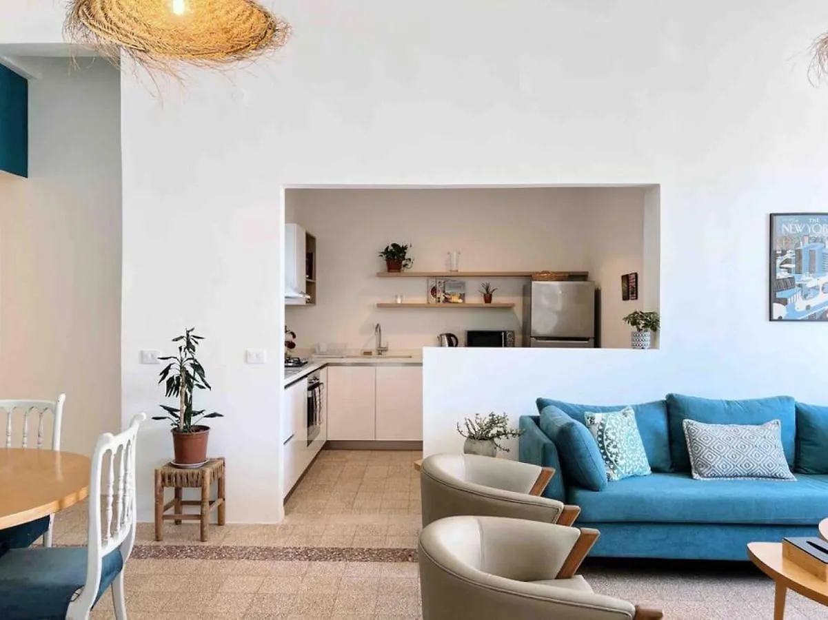 Bright Loft 4Br Marmikhael Apartment Beirut 0*,  Lebanon